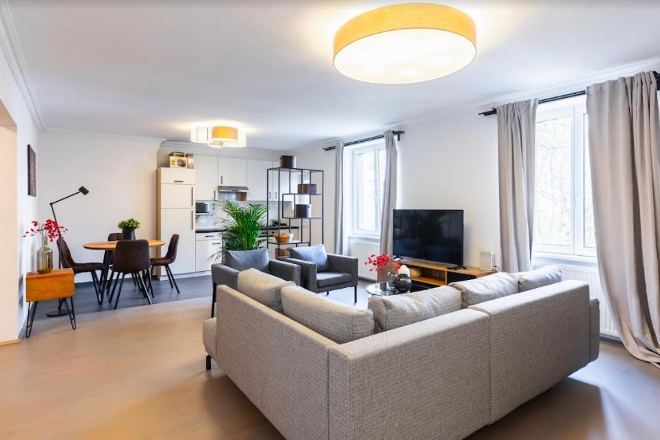 Apartment Experience From A Stylish And Modern Wien